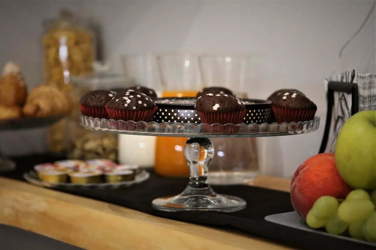 Bed & Breakfast B&B I Maestri Naples